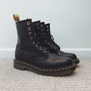 Vegan Dr. Martens 1460